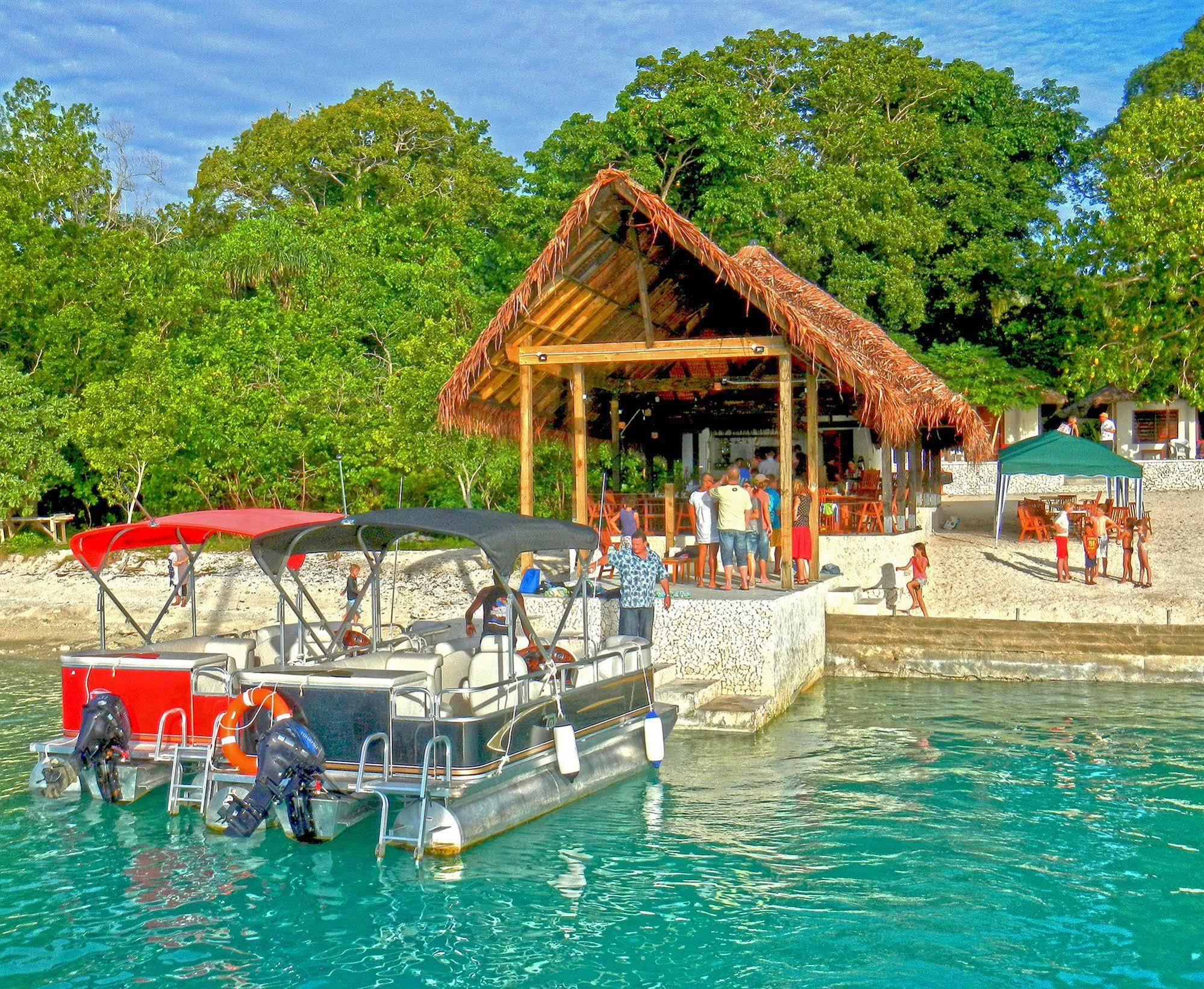 Coco Beach Resort Port Vila Eksteriør billede